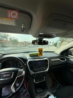 جي ام سي اكاديا